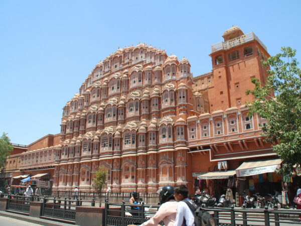 Van roze stad naar koninklijk meer; Jaipur & Udaipur