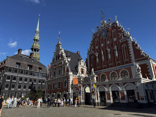 Riga en omgeving: van bobslee en Sovjet-bunker tot zomer aan zee